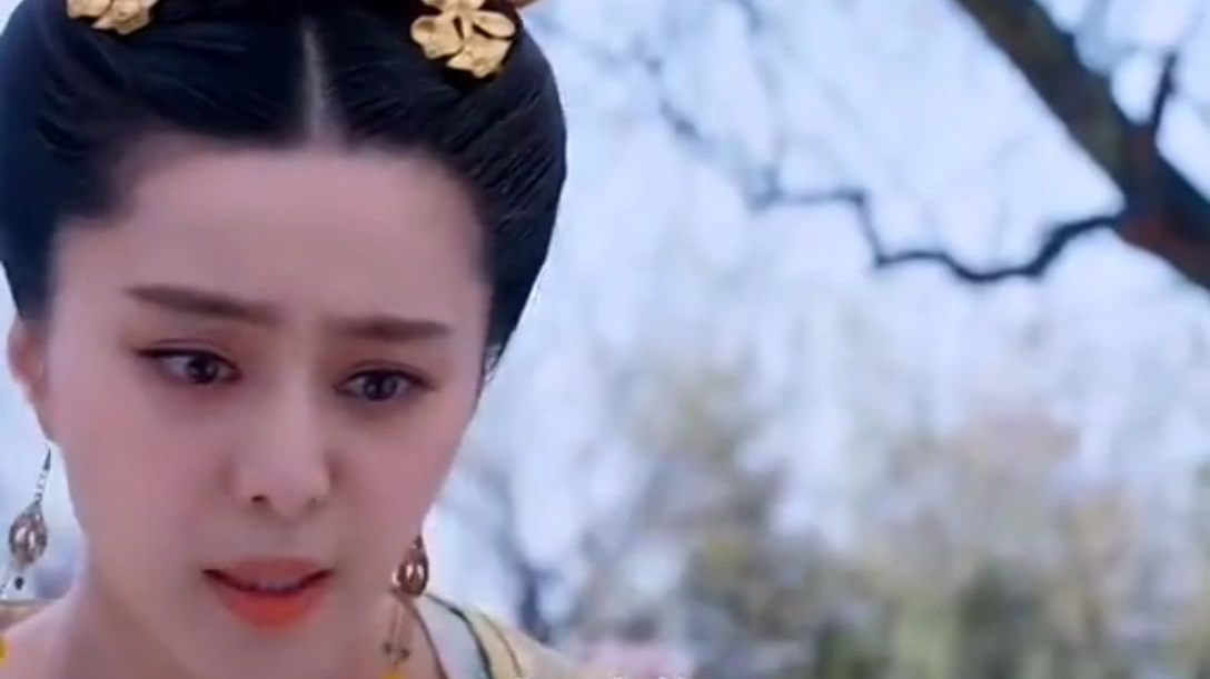蛮横皇子竟一头撞向孕妇肚子,殊不知眼前的女子,连皇上都忌惮!